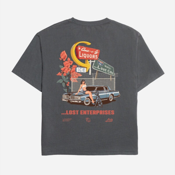 Graphic tee with retro car design