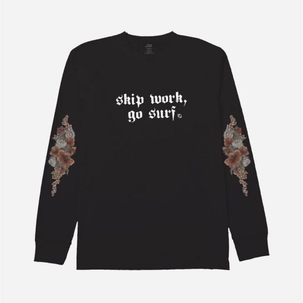 Black shirt with surf slogan