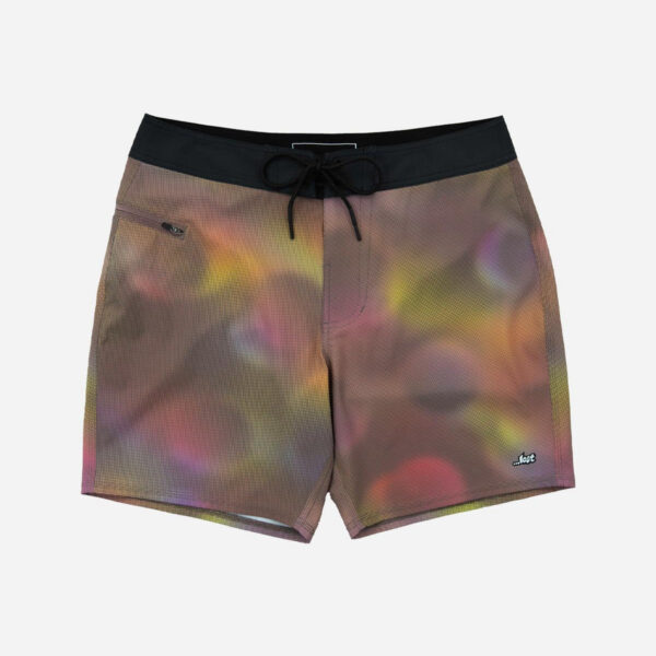 Vibrant athletic shorts with side pocket