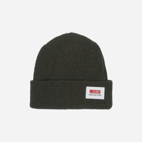 Cuffed beanie with logo tag